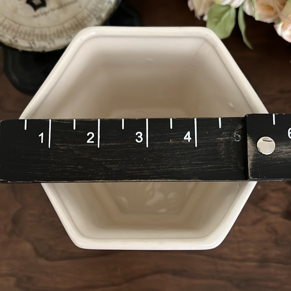 🌸Ceramic Vase - Picture 8 of 9